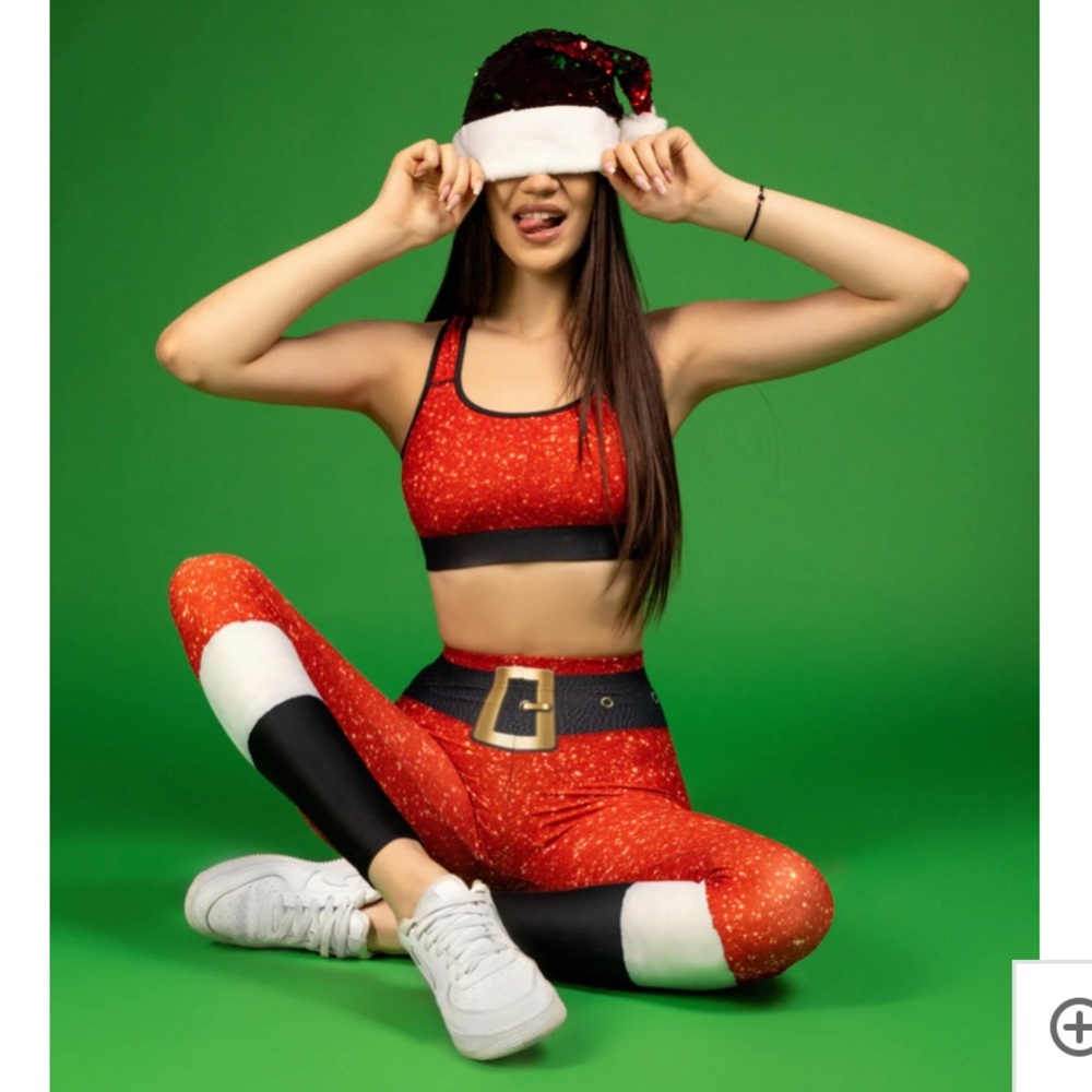 FIERCE PULSE Santa’s Outfit Sports Bra